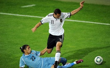 ВИДЕО: Интер и Лацио мачкат в контролите, Клозе и Сисе вкарват