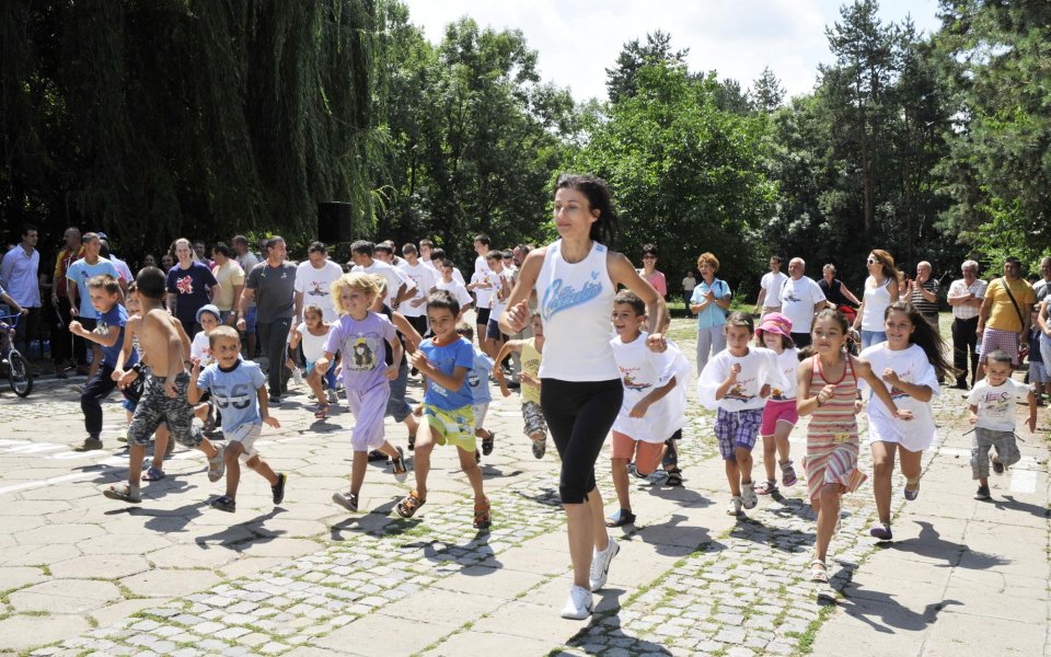 СНИМКИ: 365 дни преди Лондон 2012 в София бе открита олимпийска алея