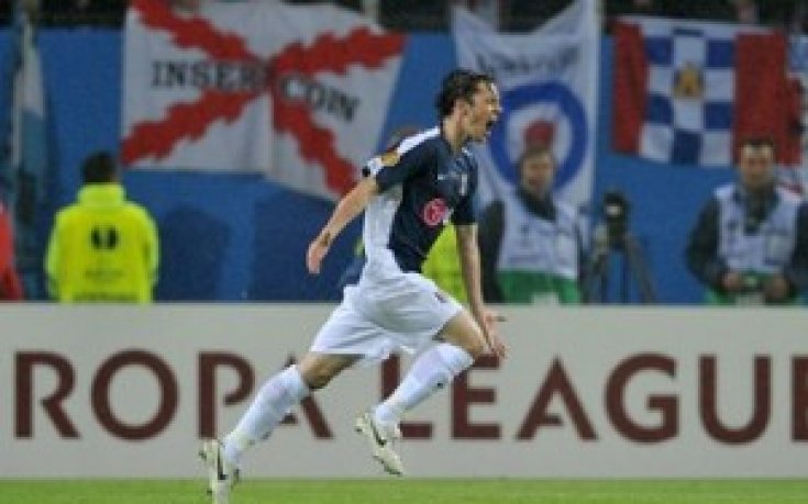 Лоши новини за Саймън Дейвис