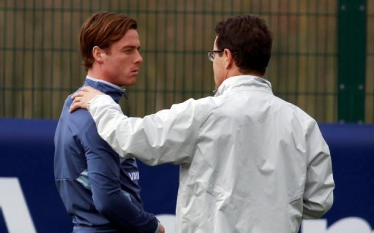 Тотнъм предлага Ливърмор за Паркър на Уест Хем