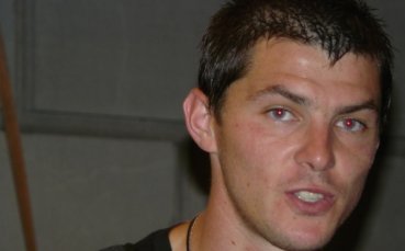 Без БГ-дерби: Домо сменен още през първото, Караславов не игра