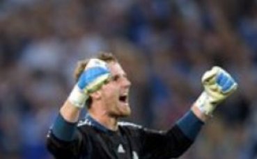 Шалке остава без титулярния си вратар за мачовете със Стяуа и Байерн