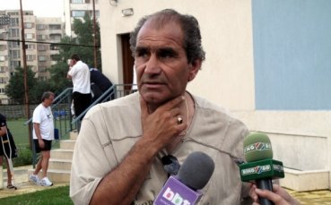 Шефът на ДЮШ в Левски: Емил Велев постъпи некоректно с клуба