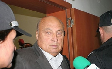 Кирил Рашков се отказва да обжалва, двамата с внука му остават в ареста
