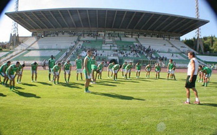Берое излезе „на светло“, спря суперсерията на Славия