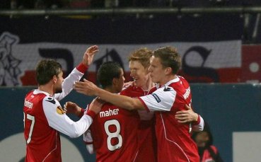 АЗ Алкмаар се укрепи на върха в Холандия