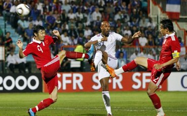 По 10,6 милиона евро на сезон ще взима Анелка в Китай