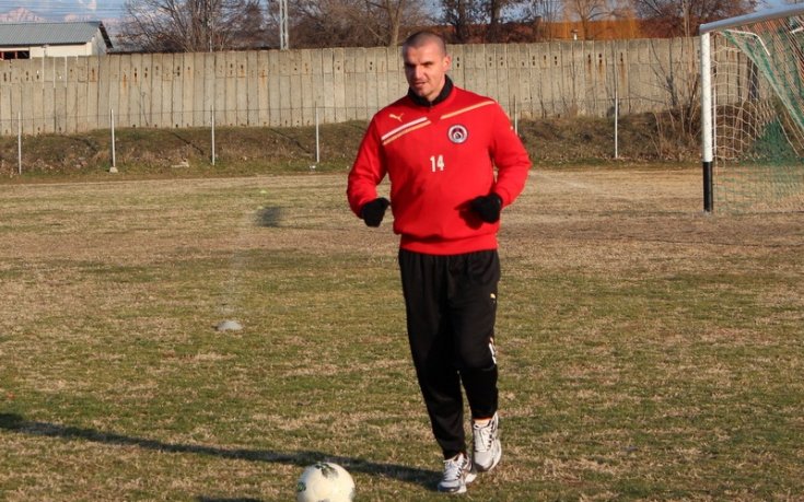 И Младен Стоев се присъедини към Локо Сф