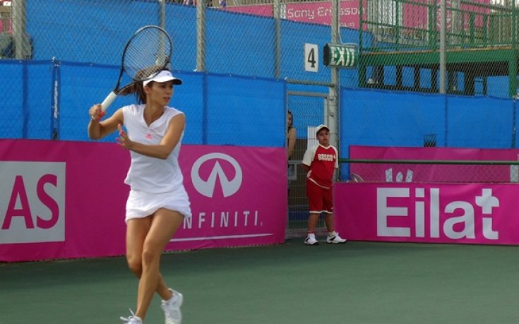 Цвети Пиронкова би Пашек, следват решителни двойки