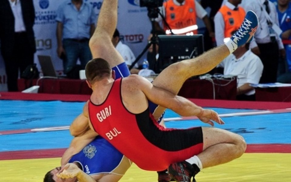 Илиян Георгиев спечели титлата в категория до 74 кг.