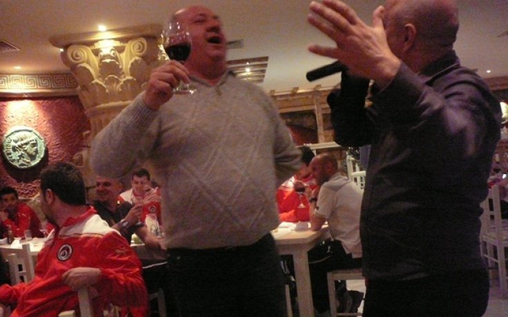 СНИМКИ: Водосвет, наздравици, курбан и македонско в Локо Сф