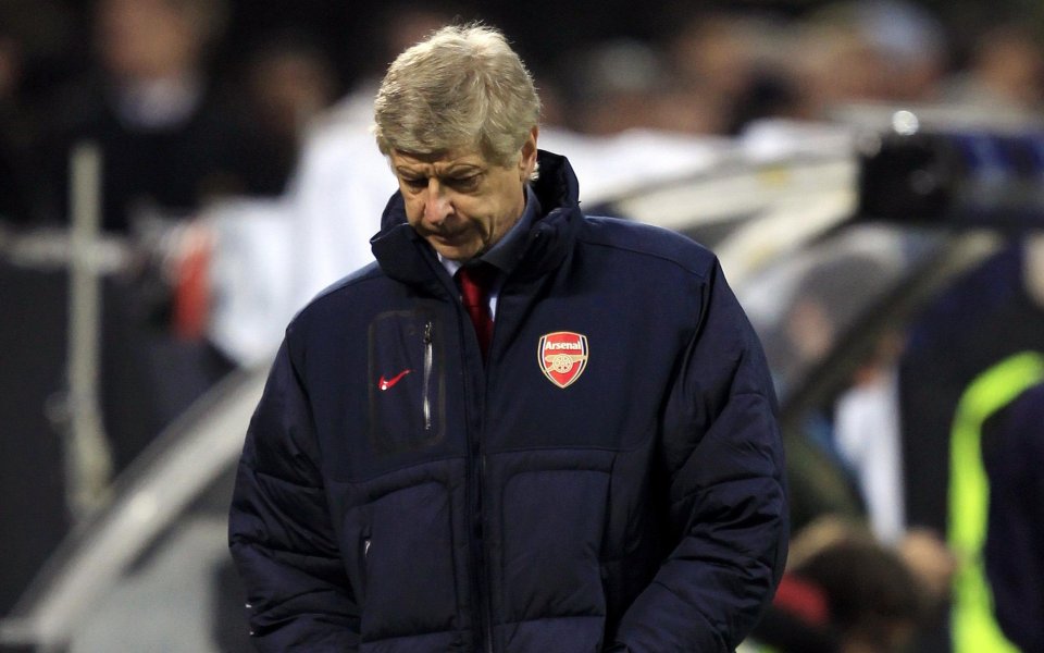 Венгер вади метлата през лятото, пръв заминава Уолкът