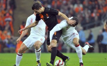 Ван Перси: Англия е фаворит за Евро 2012