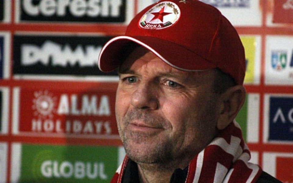 Митовете за Стойчо Младенов