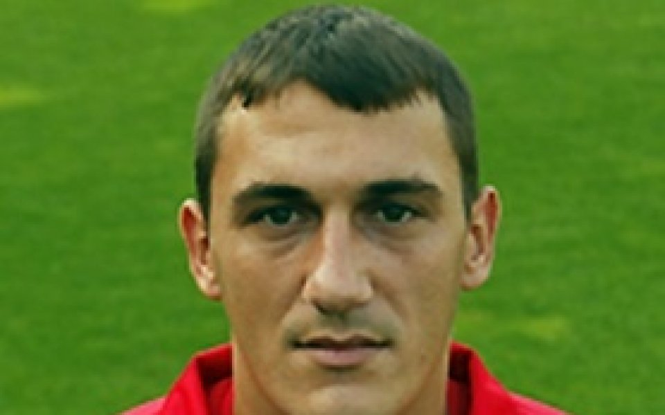 Богданович подписа с Локо Сф до края на 2012 година