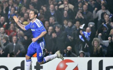 Китайски отбор иска Лампард и Фърдинанд