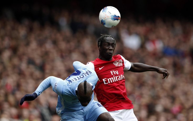 ВИДЕО: Арсенал покоси Ман Сити, поднесе титлата към ръцете на Юнайтед