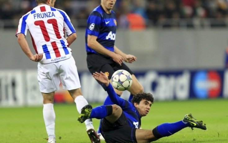 Фъргюсън ще засили Фабио в друг клуб през лятото