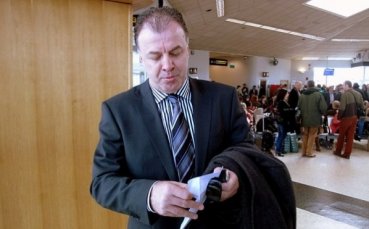 Сайтът на Левски честити юбилея на легендата Сираков