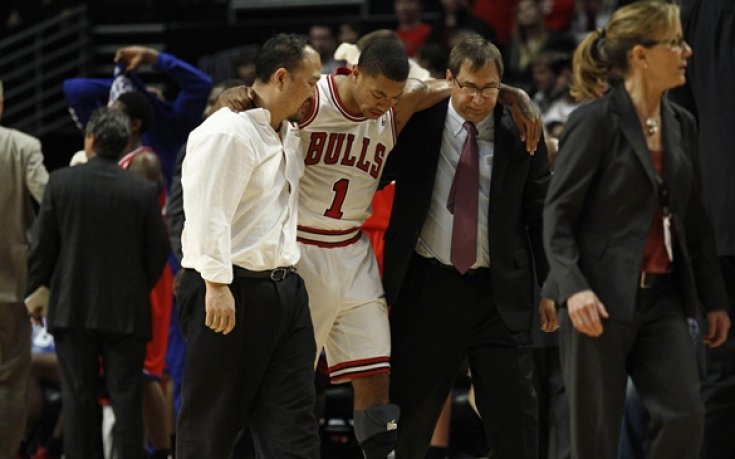 СНИМКИ: Две тежки травми за старт на Плейофите в НБА, Дерик Роуз със скъсани връзки