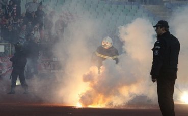 15 души задържани по време на Левски- ЦСКА
