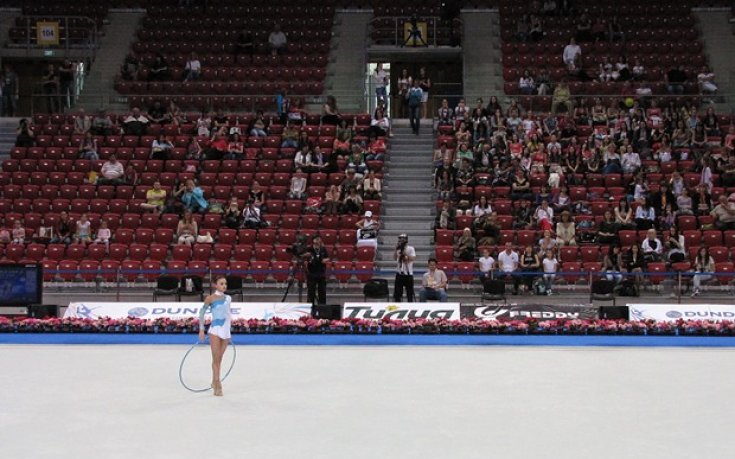 Слаб зрителски интерес на старта на Световната купа