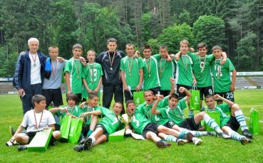 18 български деца ще изкарат лагер в школата на Манчестър Юнайтед