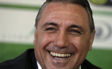 Холандци правят кратък филм за Стоичков