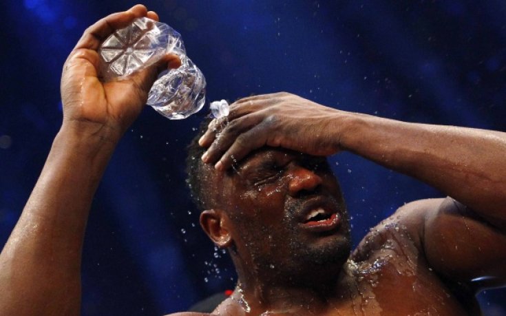 Дерек Чисора получи лиценз от федерацията на Люксембург за боя му с Дейвид Хей