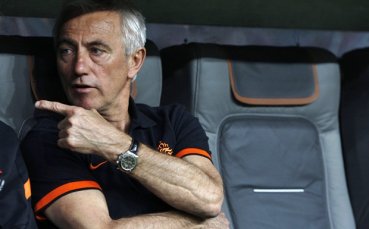 След мача с България Ван Марвайк обявява състава на Холандия за Евро 2012