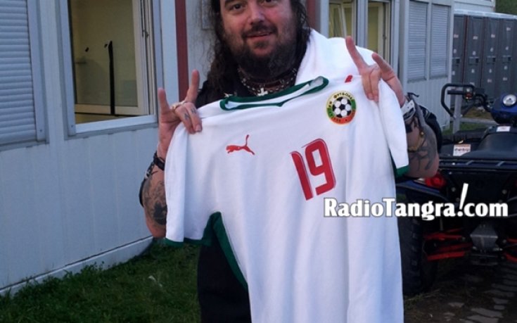 Кавалера от Soulfly подкрепи Стилиян Петров