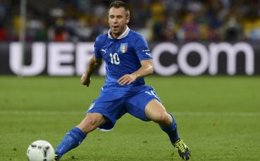 Касано усукал коляното си, но ще е готов за финала