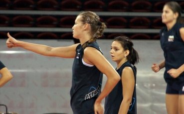 САЩ записа 3 от 3 в проверките срещу българските волейболистки