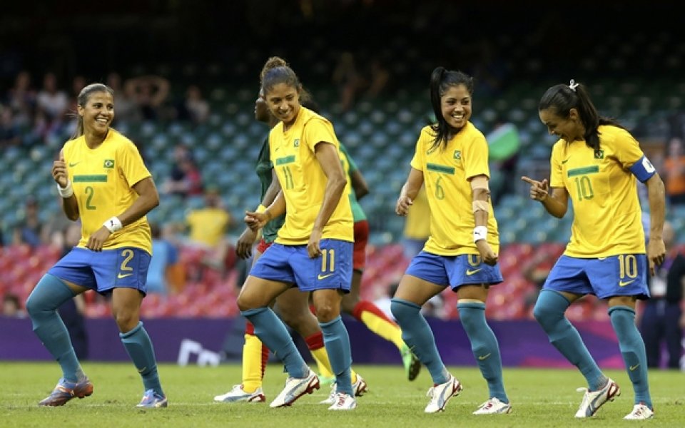 Бразилия отупа Камерун на олимпийския турнир по футбол за жени