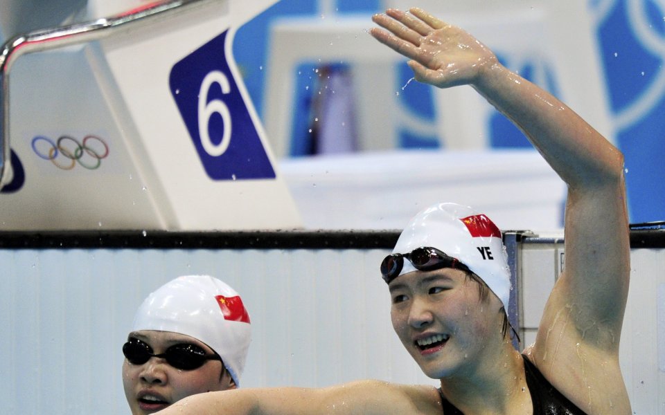 Шивън стана олимпийска шампионка на 400 метра съчетано плуване с нов световен рекорд