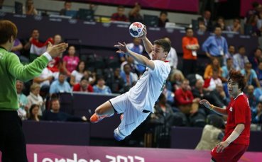Унгария с първа победа на мъжкия турнир по хандбал