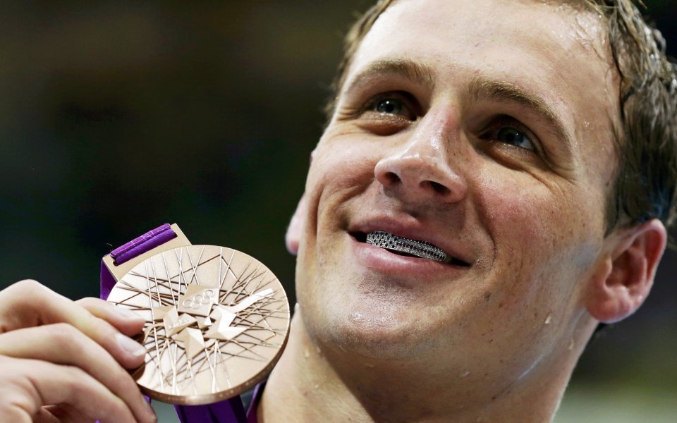 Райън Лохте ще продължи кариерата си до олимпиадата в Рио де Жанейро
