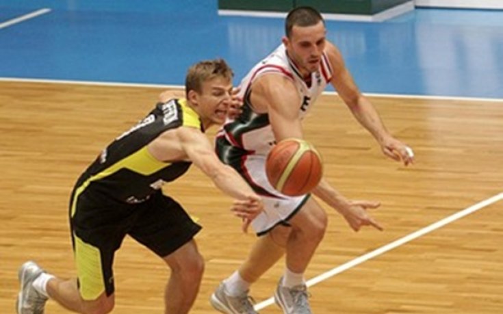 Филип Виденов изригна: Тръгвам си, ако отказалите да играят се върнат наготово