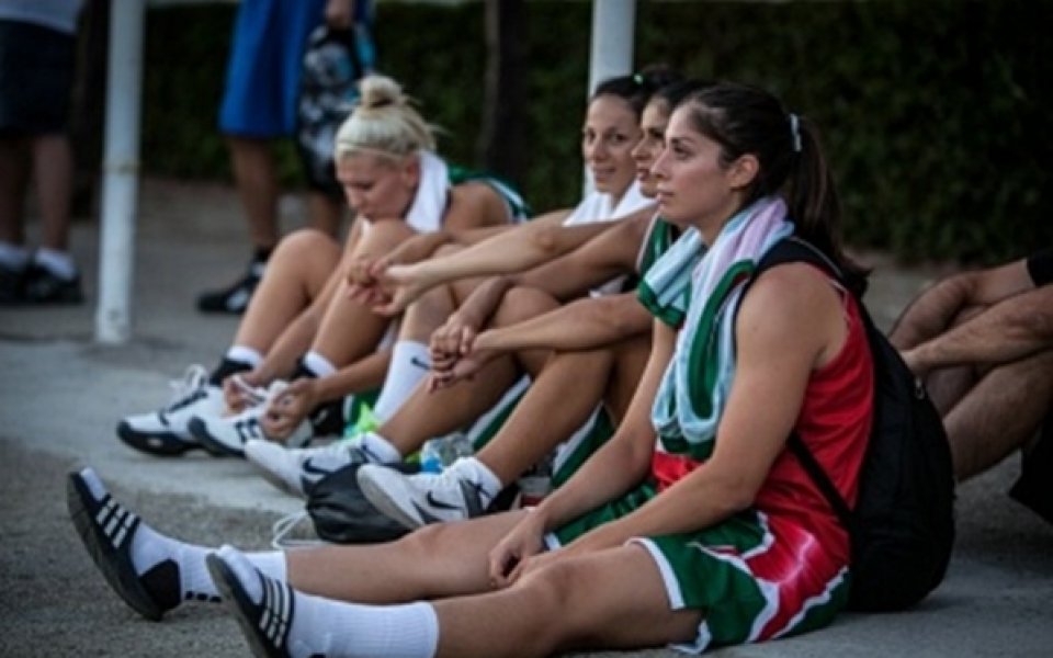 Победа и две загуби за българските отбори във втория ден на световното 3 по 3