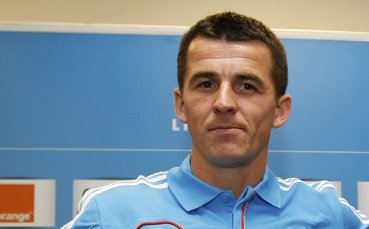 Бартън обеща да обуздае шимпанзето в себе си преди дебюта за Марсилия