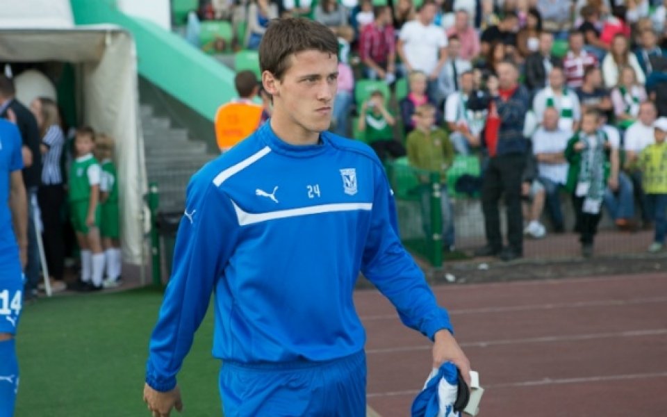 Тонев и Лех Познан продължават без загуба в Полша