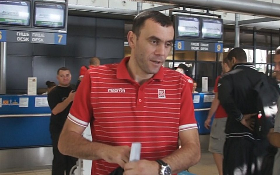 ВИДЕО: Стойков: Взел съм си багаж за цяла седмица, стъпката е голяма, но трябва да се направи