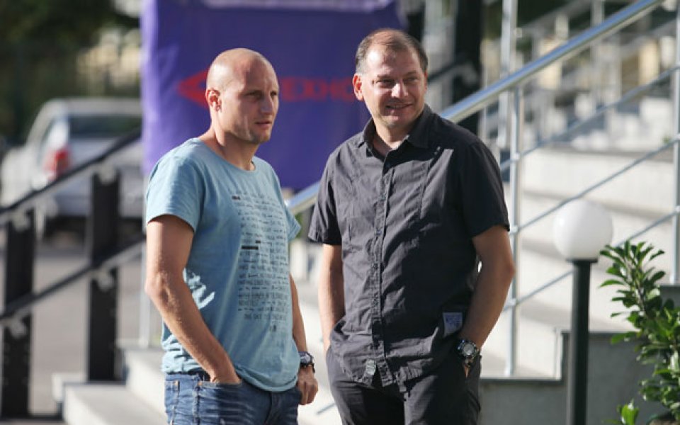 Христо Стоичков избегна журналистите пред сградата на ГДБОП