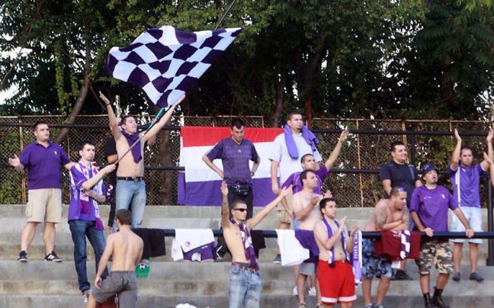 Етър с първа домакинска победа след успех над Ботев Вр