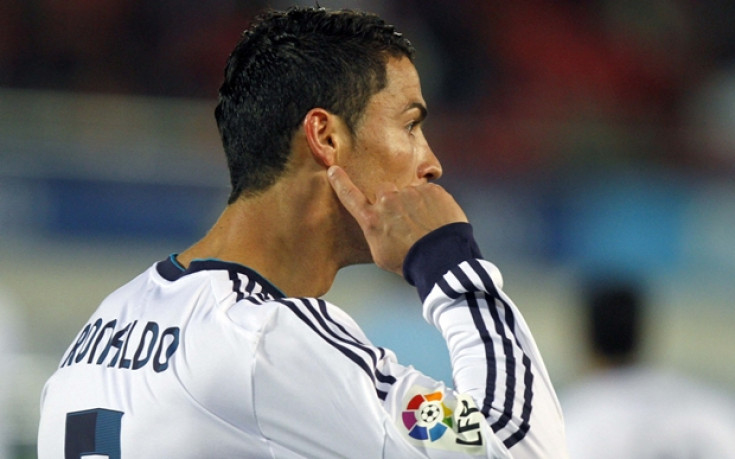 ВИДЕО: Роналдо провокира феновете на Майорка, те отвръщат: Ти си Барби!