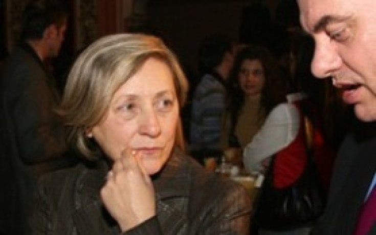 Нешка Робева: Ако бъда потърсена за помощ, с радост бих я дала