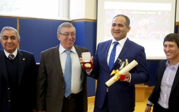 Шефът на световната борба: Няма да има промени в квалификациите за олимпийски игри