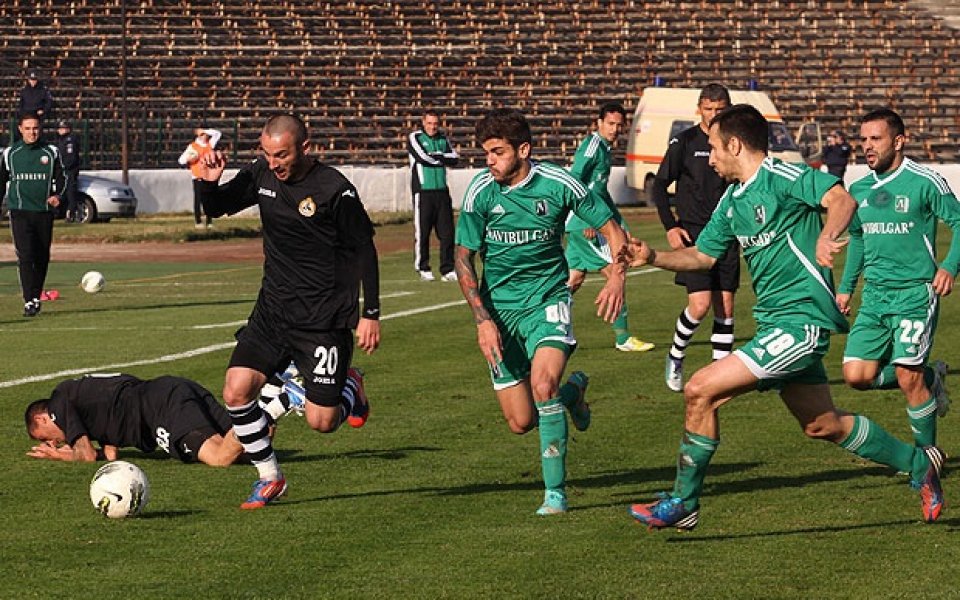 Мълчание в Лудогорец преди дербито