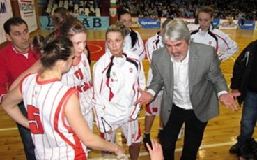 Нефтохимик 2010 със седма поредна победа в Националната баскетболна лига