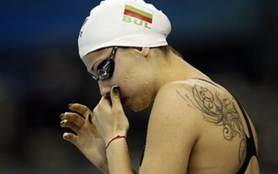 Екатерина Аврамова не успя да се класира за финала на 200 м гръб